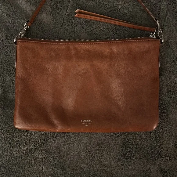 Fossil Crossbody Bag - Picture 2 of 5